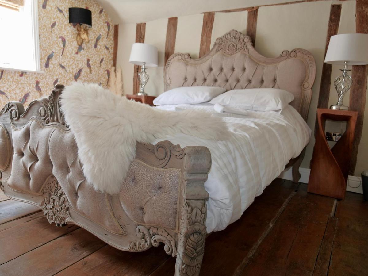 Luxury 9 Bed Manor House Hot Tub Cinema Room Skytv Saffron Walden Esterno foto